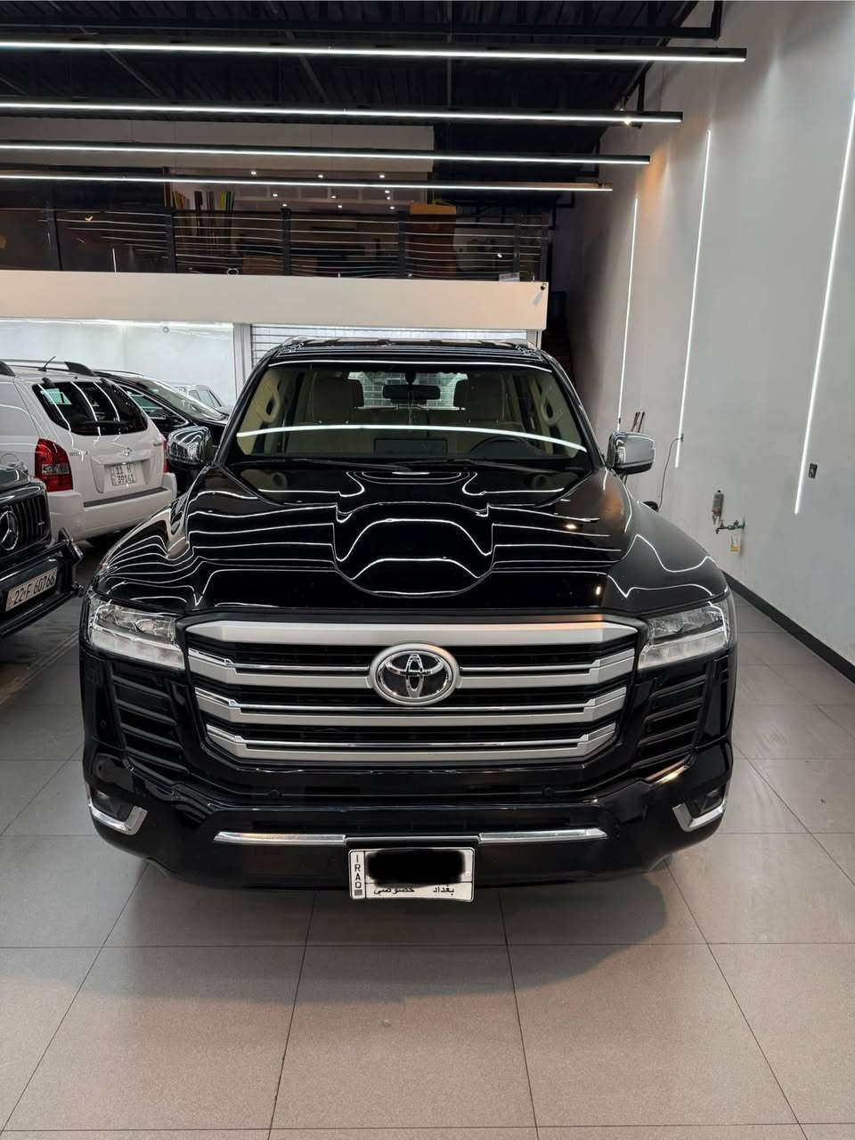 السلام عليكم 

للبيع تويوتا لاندكروز 2022 GX 
مكفولة كفالة عامة من صبغ او بارد 
ماشية 50 الف 
بدون فتحة 
رقم بغداد بأسمي تحويل مباشر 
مكان السيارة بغداد حي الجهاد 
للاستفسار الاتصال على الرقم 
***********
