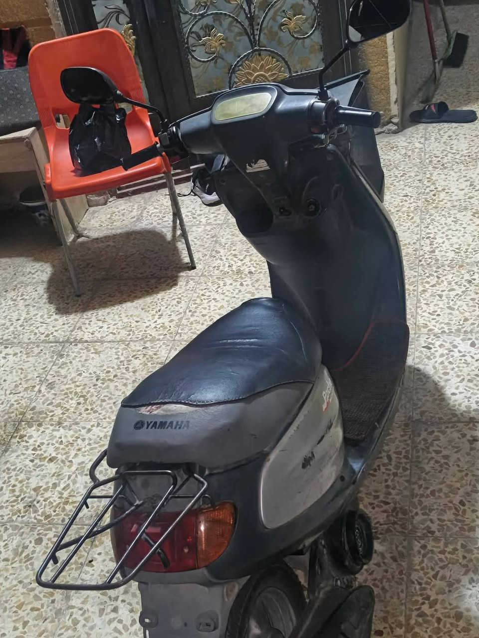 السلام عليكم دراجه منغولي للبيع دراجه حلوه مال جناي
كلشي شغال هورن لايتات اشاير بس السلف يرادله باتري قوي
السعر 350 وبيه مجال بسيط
***********
