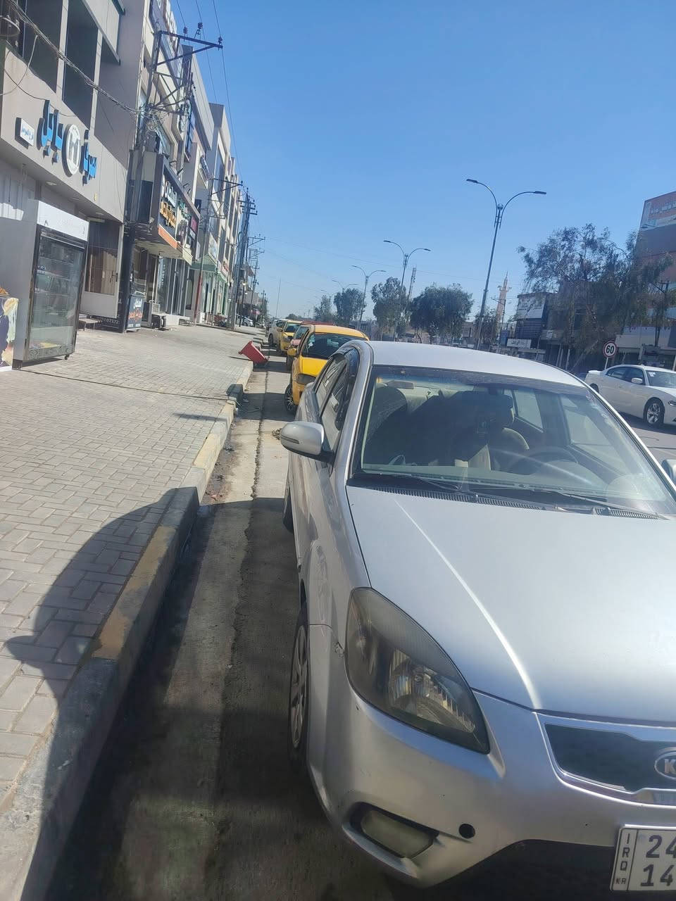 ريو البيع موديل 2011
بدوان ضراء بس بوند صبغ
محرك 14 شرط تحويل
بدون كربوان ماسجل
السعر 95 بيه شوي مجل
رقم ***********
