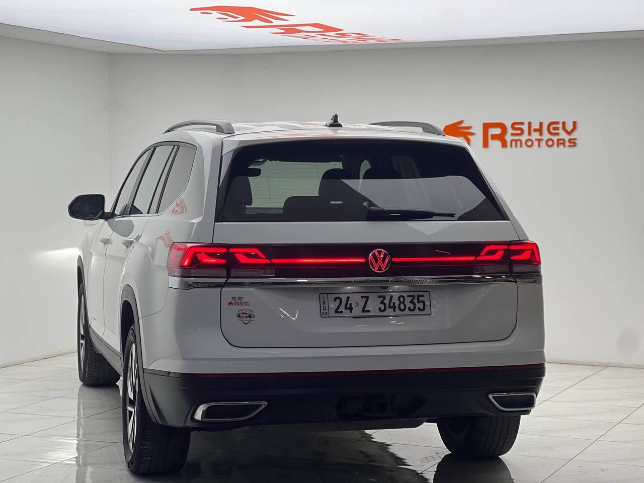 Volkswagen atlas 2024
فولكسفاغن اطلس ٢٠٢٤
مواصفات SE فول بدون فتحة
مكينة ٤سلندر حجم٢.٠
ماشية ٢٠،٠٠٠ميل فقط
السيارة بدون صبغ نهائيآ 
رقم الشاصي موجود ويه الصور بيها ايرباك برده طاك مرجع سستم شركة ١٠٠٪؜
مكفولة من كير و محرك و حجر كزوز

و ب سعر(268$) ورقة و بيها مجال 

مكان السيارة

دهوك -معرض ارشف R-Shev
رقم51 من معارض التيرمينال 

***********
*********** دهوك, العراق
