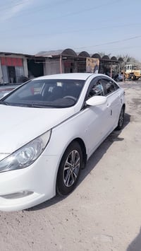 سوناتا ٢٠١١ • مكينة ٢٠٠٠ • شاشة اندرويد