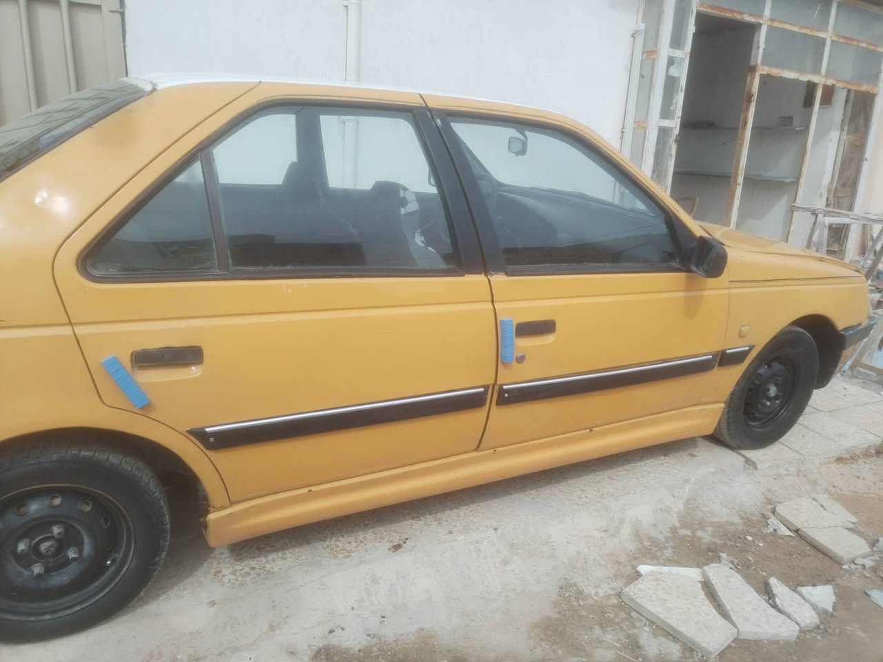 بيجو للبيع رقم نجف محول كير ومحرك كربلائي المكينه جديده *********** راعيه بالنجف
