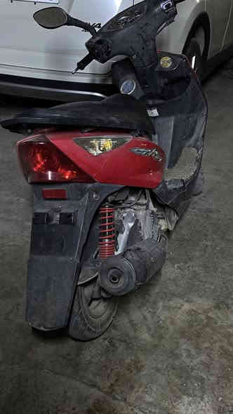 السلام عليكم 
دراجه ثعلب gtr   كابريتر نضيفه جدا و الدراجه مال جناي نازله من الرمبه  على ايدي  مصارلهة شهرين  ارقى دهن اديرلهة و بانزين محسن  الدراجه كلشي شغال بيهة كهربائياتهة كاملهة محد ماد ايده على الضفيره المكينه مكفوله كفاله عامه من كلشي  جيب وياك فيتر و افحص  الدراجه كامله على اخر حبايه   ختومات كامله  حته الاشارات مختمه  حته الدشبول  مختم  الدراجه شلعه و معدل وين متريد تروح بيهة روح    📍 المكان بغداد   
السعر 800 الف 
رقم الهاتف  ***********
