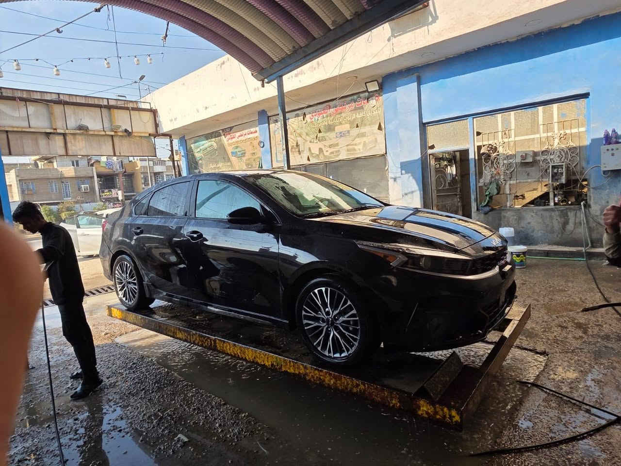 فورتي جيتي لاين موديل ٢٤ فول تشغيل عن بعد  فتحة ضرر جاملغ خلفي وحوض بس راجع نفسة سيارة ليبر واحد بجم كبس بدون رقم مكان بغداد مدينة الصدر اي ستفسار*********** سعر ١٥٣ وبيهة مجال سيارة ماشية ١٣ ميل
