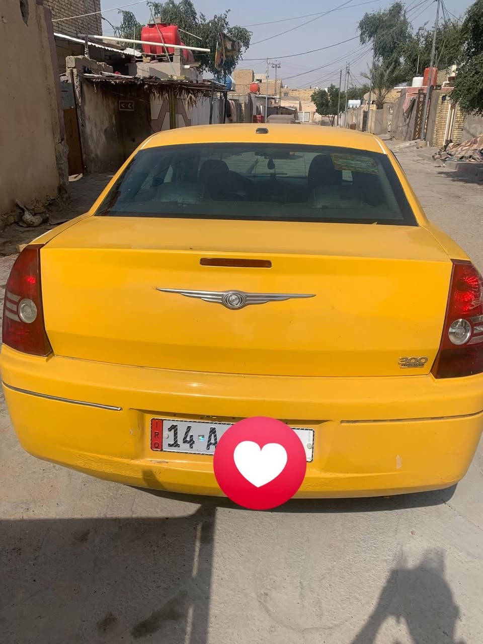 السلام عليكم 
اوباما 2009  جاهزة گير مكينة حدادية كشنات جلد كهربائي شاشة كامرة  لايت زنون سنوية لل2030 مصفرة هيئة وغرامات خطها (عمارة /بغداد) وباقي التفاصيل مذكورةبالسونار (جاهزة للعمل )(شرط المداور )
*********** مكاني العمارة
بيع مستعجل السعر 100$ وبيها محال
