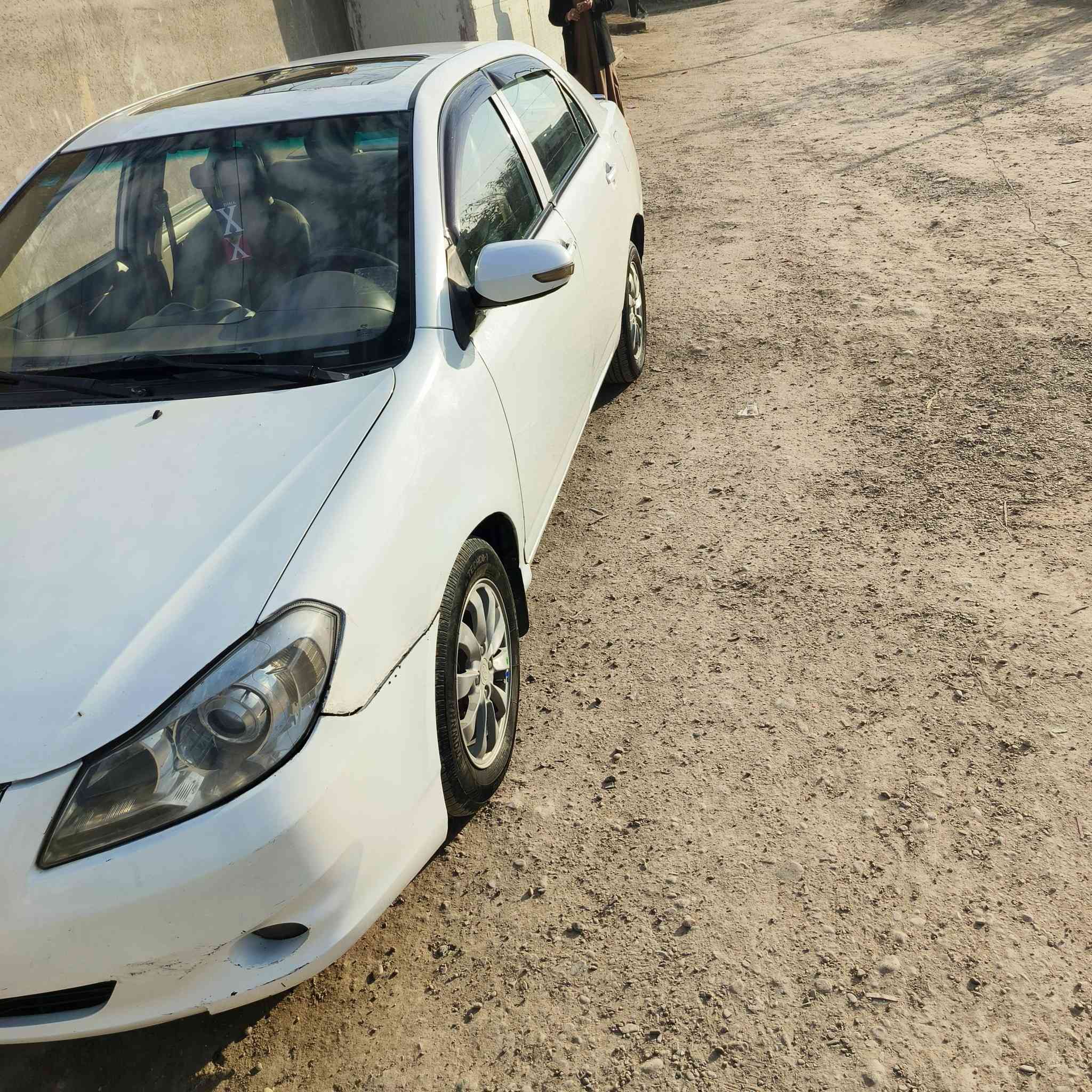 للبيع بي وايدي٢٠١٣ بيها ملحضات مبينة بصور *********** السعر ٥٥ بيها مجال
