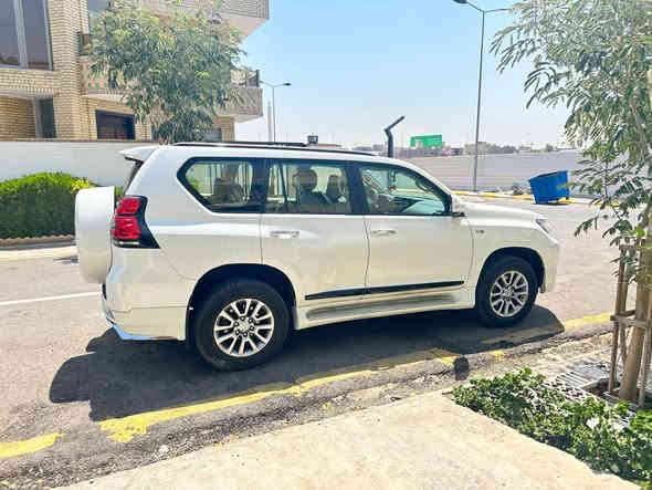 سلام عليكم برادو موديل ٢١ فئة txL فول مواصفات 
بيهه شبر بارد الباب الخلفي الي ابصفحه الصايق 
عنواني بغداد حي العدل السعر 47 اوبيهه مجال 
بسيط ماشية 30 الف حقيقي ***********
