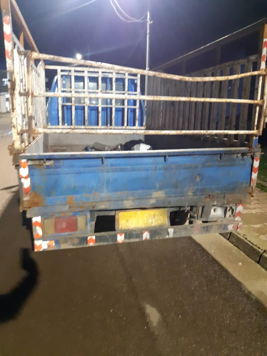 کیای بار دووتەنی
مۆدێلی 1996
مەکینە 2701
گێر و مەکینە و شانسی و ئەکسلی بەشەرت
کارەبایی مەزبوتە
ژ.م 
***********
*********** حلبجة, السليمانية
