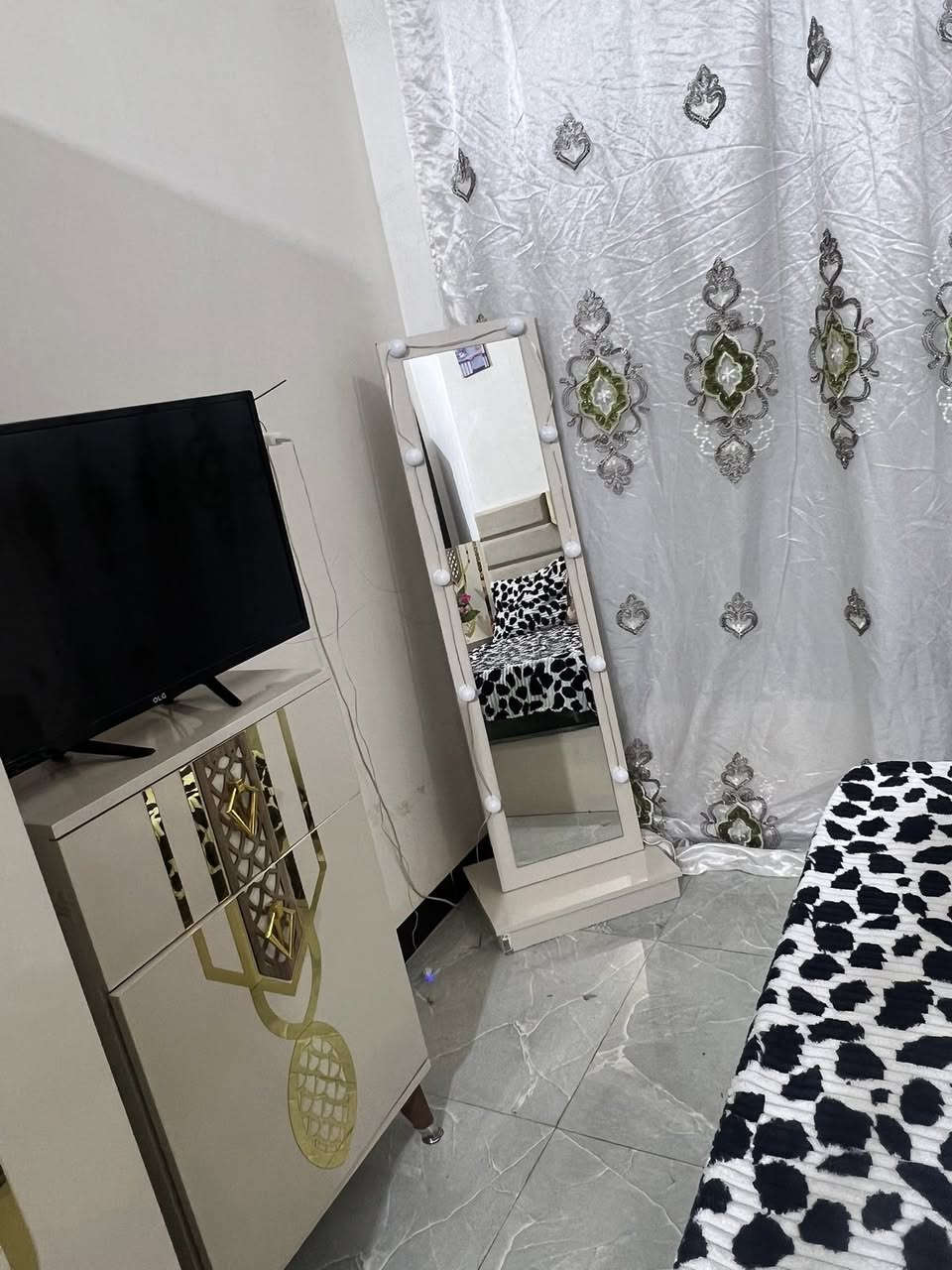 غرفه تركيه 10 قطع نضيفه هاي كدامكم سعره 800بيه مجال بسيط مكان فلوجه


**إذا كنت صاحب هذا الإعلان وتريد حذفه لأي سبب، رجاءا أرسل رسالة إلى الدعم الفني**