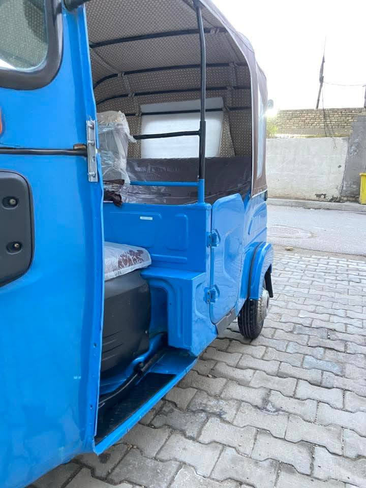 تكتك 2022/6
تكتك كفاله عامه بيها بس جوه البك لايت طخه بسيطه
دوسه وحده معمره
مكينه مكفوله اكسن كفاله مال جناي 
رقم بغداد بسمي مكاني بغداد مدينه الصدر
السعر 825 وبيها مجال مكلف بلنشر 
رقم صاحب التكتك***********
