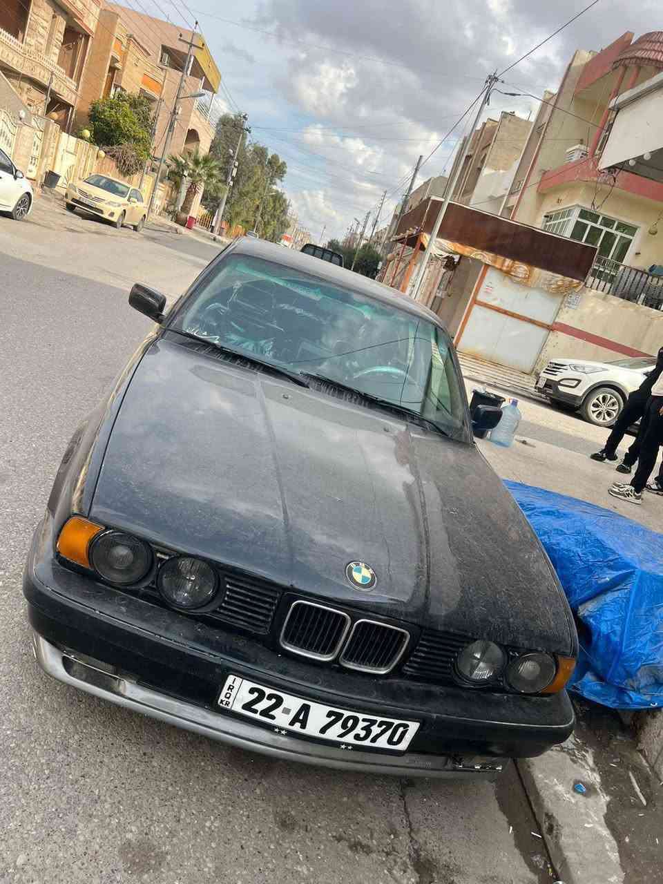 bmw 525 
مۆدیل 1992 
جەمپەکی خەفیفی پێشی هەیە 
ڕەقەم و سەنەوی نوێیە و گێر و مەکینە بەشەرت تەقەو ڕەقەی هیچ نیە 
65 وەرەقە و مەجال
بۆ پەیوەندی 7754416161 واتسئەپ أربيل, العراق
