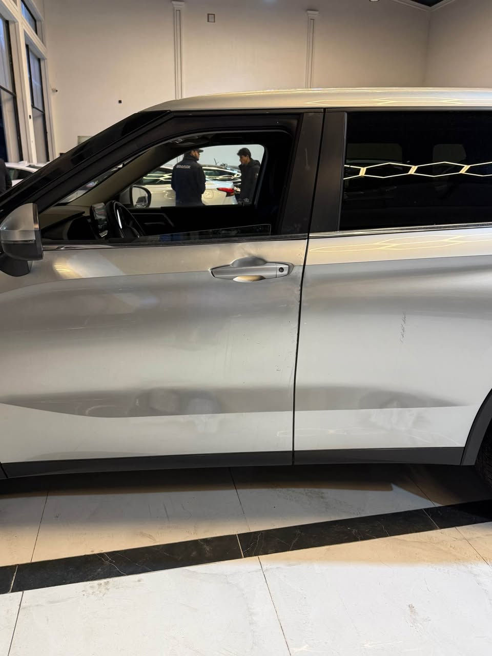 Mitsubishi outlander 4x4. 2024

رقم كاتي دهوك

بدون صبغ
باب سايق و جاملغ خلفي pdr

بجم  كبس
خلفي كبس
ارباكات سليمه

دبل اكسل 
رادار امامي و خلفي جانبي
حساسات خلفي
بريك بسمه
اوتو هولد
كشنات تدفيه
7 كشن

رادار و بردي كزوز به شەرەت

سعر  ٢٠٢$

رقم تلفون 
*********** أربيل, العراق
