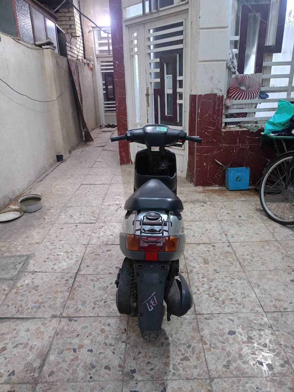 سلام عليكم دراجة بطه أو Yamaha jog aprio49cc موديل 2003 صارلي أربع أيام من طلعتهه من المعرض دراجة كلشي شغال بيهه شلعه كلش قويه متروكه حته ماطلع بيهه غير مرتين الشراي خل يتفضل علىخاص أو اتصال رقم الهاتف فقط أثير ***********

عنوان كربلاء حي العامل المنطقه الثانيه مقابيل جامع الغدير فرع اطارات الكرار
