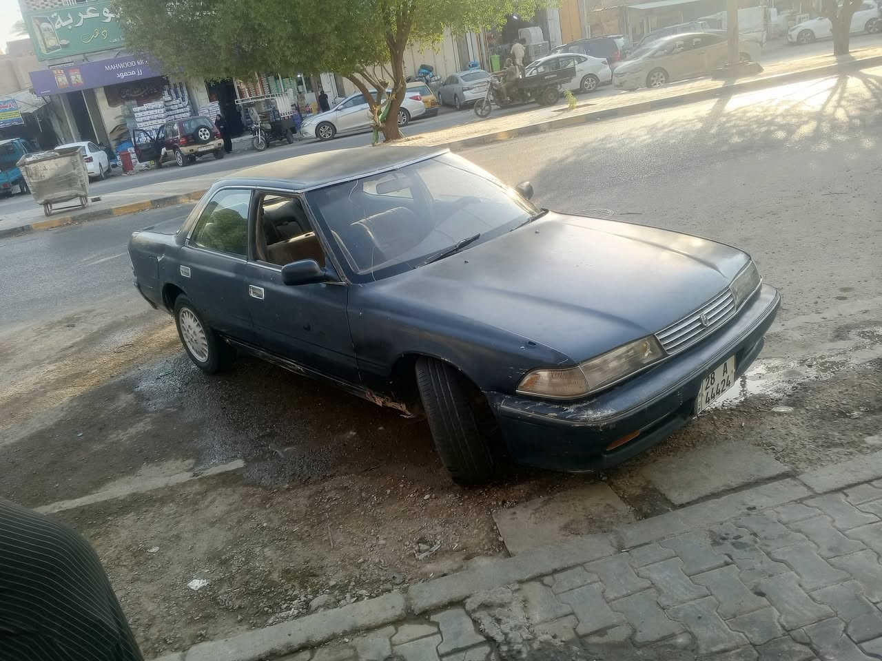 السلام عليكم
مارك موديل 91 رقم مميز انكليزي سنويه جديده 
مكفولة من الكص سياره بلاديه مكينه وكير 2500كفاله
 عايزها ترتيبات حداديه تعبانه.وجارده
السعر 35 مكانها النجف الاشرف 
***********
