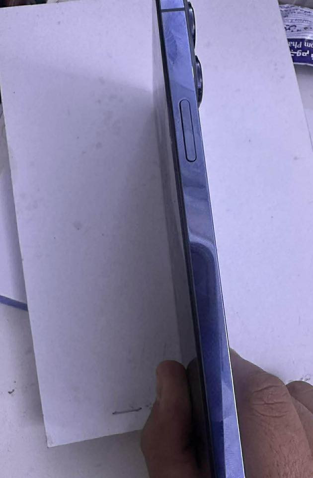 سلام عليكم  ايفون 13 برو ماكس عربي شرق اوسط بطارية 76 ذاكرة (((512)))) مبدل شاشة ٣ خيارات الجهاز نظيف جدا بدون كارتونه السعر ☑️ 675 وبي مجال مكاني بغداد السيدية وعندي توصيل لكل المحافظات*********** (الرقم مابي بس واتس اب)
