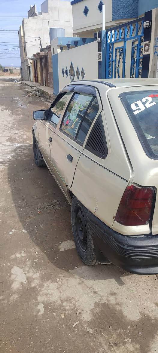 اوبل كاديت حجم 18 رقم دولي مسطرة سنويا لل2030
كير او محرك شرط 
كهربائيات شغاله 
طخم جديد داخلها نضيف 
شرط التحويل 
السعر 26 ورقه او بيها مجال بسيط 
الموقع موصل حي اليرموك
للتواصل ***********
            ***********
