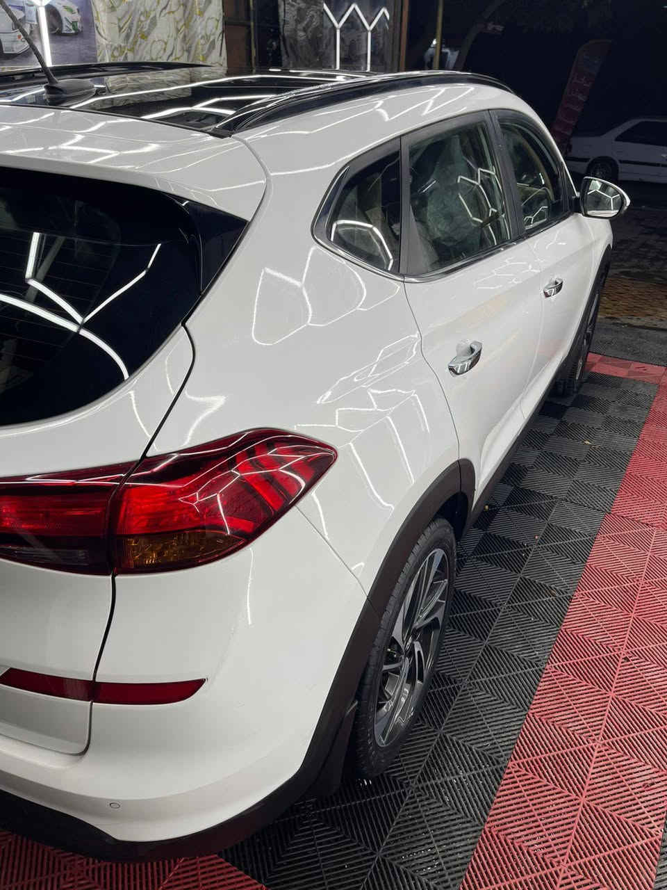 توسان 2020 خليجي مكفول 
كير ، محرك ، تبريد ماشية 118 الف
*رقم اربيل باسمي التحويل شوكت ما تريد 
*بصمة
* بانوراما
*ثلاث وضعيات قيادة
*ترحيب ابواب
*كشنات قماش
*كشنات امامية كهربائي
*كير 6 نمر
*تبريد قطعتين
*حساسات خلفية
*شاشة + كامرة خلفية
*دواخل صاجي
*مانع انزلاق ABS
*شاحن وايرلس
*تحكم ستيرن
*مري شفط + اشاير بالمري
*سايد بريك باليد
*باتريري جديد
للاستفسار اتصل او واتساب ***********
