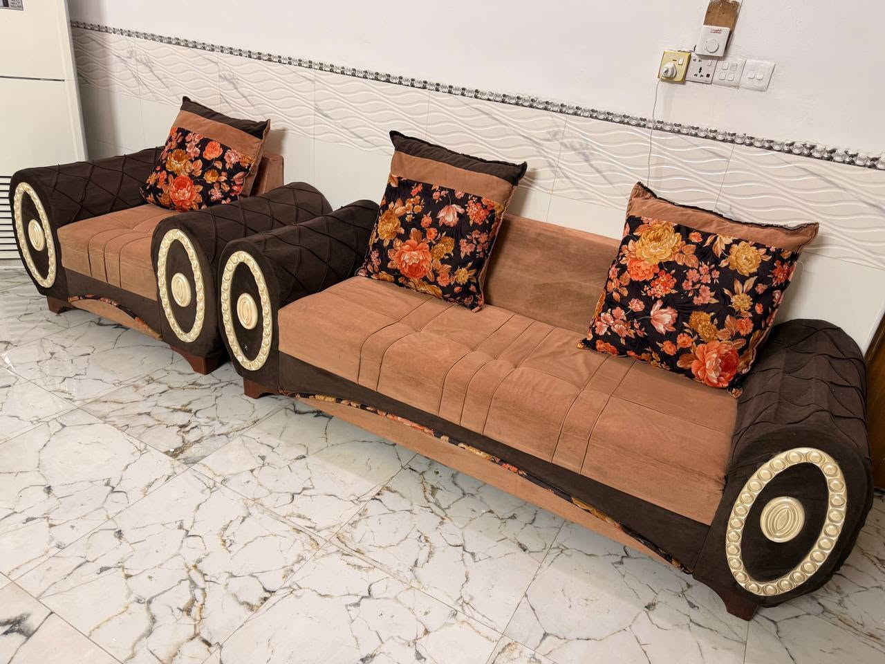سلام عليكم تخم نظيف للبيع استعمال قليل السعر ١٥٠ العنوان حلة مهندسين خلف تأهيل الجرحى لاستفسار ع الرقم ***********
