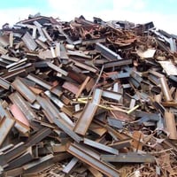 اشتري حديد سكراب سعر طن 230 شعندك اتصل 07703439699 أو راسلني خاص