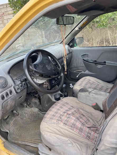 السلام عليكم شونكم عيني  سايبه مديل ١٢سياره تمشي مكينه زينه بيه جبنه  وصوت قليل مال تفيليس بدون بخار كير زين  حداديه نص عمر  راعيه ماندله  سنويه كارتونيه اتعهدلك سرقه وعشائر  رقم احمر قادسيه كشره  شوفت عينك مصوره الك ع واقع بصوره نفس مشوفه بل واقع    كهربائيات شغاله عده لاشاره عوزه بس كتف لاحه مي وضرب سعره ٣ الاف ذكرتلك كل التفاصيل  شراي اتصل مو شراي لتعبني اترجاك. سعره ٩ وبيه مجال لشراي  ها ذكرت شواصيه كلشي مابيهن  وبيك خير ودلل رقمي *********** مكانه نجف كوفه
