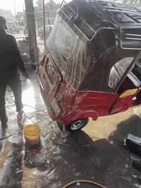 سلام عليكم سيابيه للبيع نكليزي حلو بدون نزل ابيع بس سيابيه كدامك شوفت عينيك مكاني بعقوبة تقاطع عبدالله ابن علي سعر خاص اونتصال ***********
