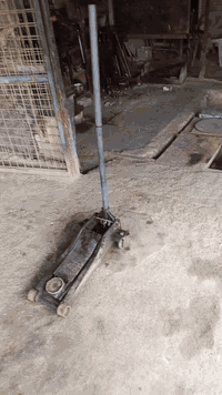 غراض محل حداده صدر محل جاهز و غراض سيارات البيع عنوان بغداد حي النصر ا...