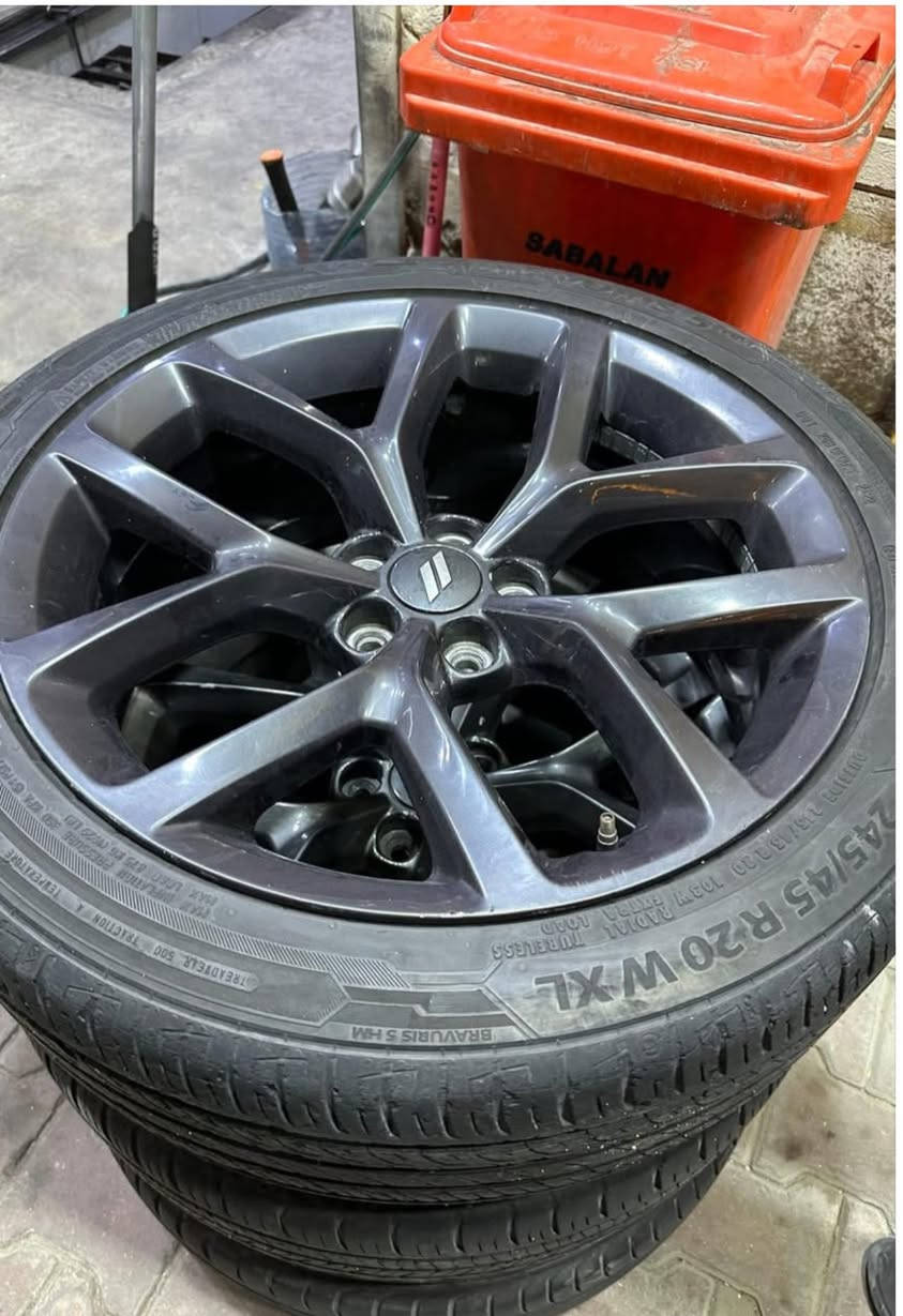 ويل كب 20 مال جارجر مئوية للبيع بي تك تاير جديد والباقيات تعبانات وبي تخم حساسات للبيع او مراوس بويل جي تي او ويل نجمة 
واذا ماكو مراوس مطلوب ويل نجمة او جي تي للبيع واذا ويا تايرات بعد احسن 
للاستفسار *********** 
مكاني كوت
