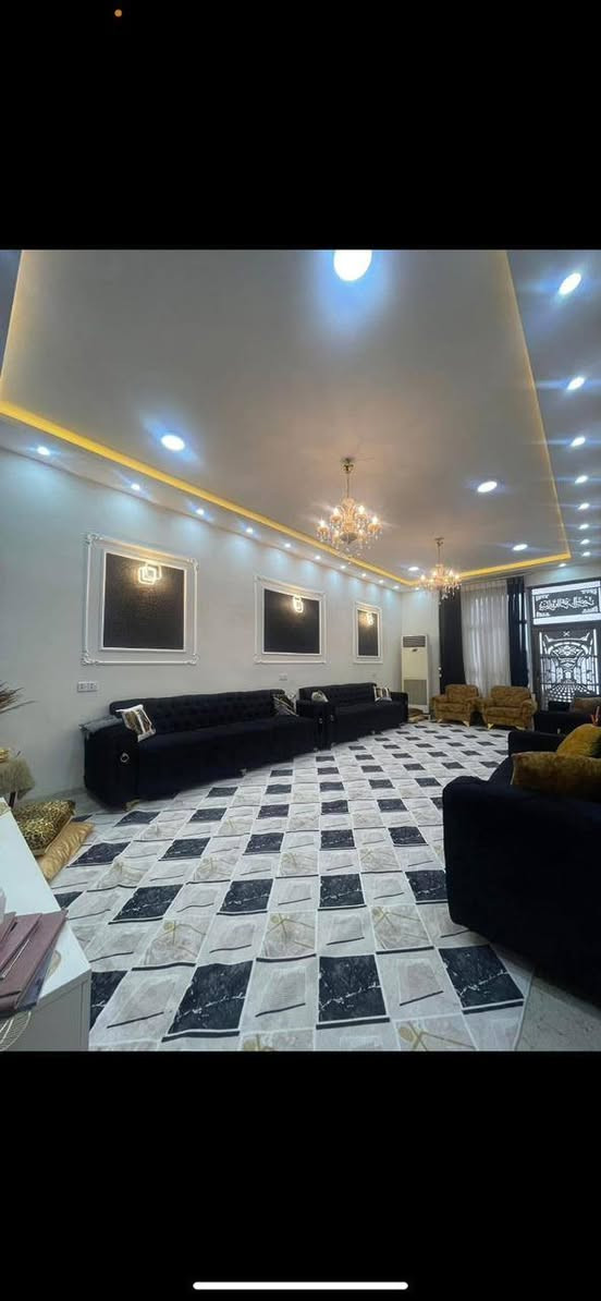 🏠دار زراعي ٢٠٠م🏠
 طابقين ه غرف نوم فول مغربي حديث طريق المعارض قرب شقق غاز الشمال.. موقع  مميز 💎
مكتب البركات للعقار 📞
***********
***********
