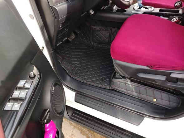 اللهم صل على محمد وآل محمد. 
تويوتا هايلوكس للبيع او مراوس
 بموديل ٢٠٢٥ ساز ٦ سلندر.
المواصفات.
مكفولة كفالة عامة
السيارة استلام زيرو 
٢٠٢٤ سنوية بأسمي 
محرك ٦ سلندر 
ماشية ٨ الف 
سيد نهرو
تي ار دي
شاشة كبيرة
حساسات
بنيد جكات
باب خلفي جك
باقي المواصفات معروفة لسيد نهرو
للاستفسار الاتصال على ***********
مكان السيارة بغداد الشعب.
