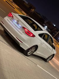 سوناتا • ٢٠١٨ • ٢٠٠٠ غاز