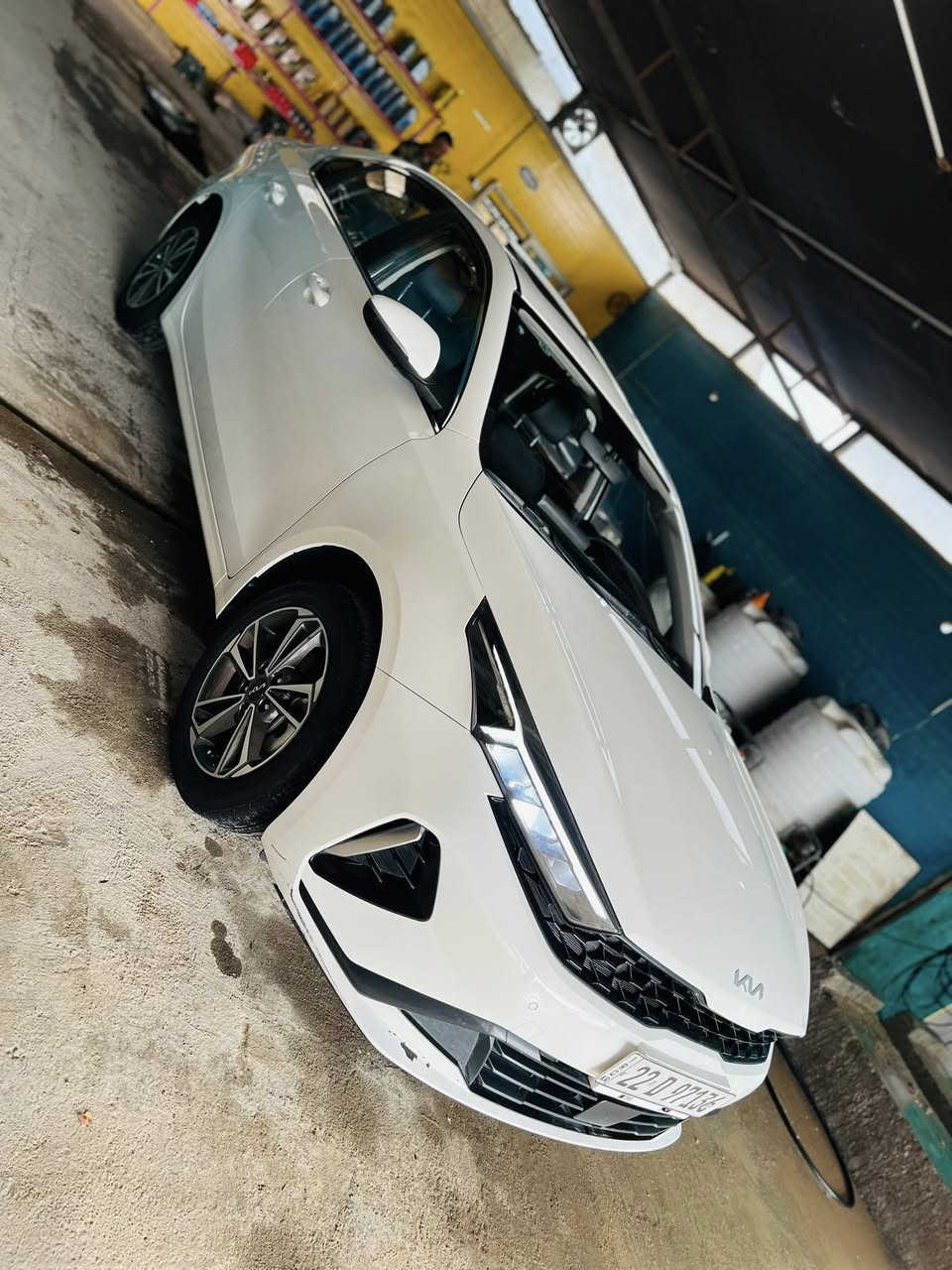 مواصفات تحكم ستيرن كامل سلايد فتحة K3 2024

محرك 1500 دبل نوزل 

رقم اربيل  تحويل مباشر تريد وكاله تريد تحويل

ماشية  44 الف 

المواصفات 1/1

✅️شاشه كامرة 

✅️تبريد  لمس

✅️تحكم ستيرن جهتين 

✅️بصمه أبواب و بصمه تشغيل

✅️كير طياره 

✅️شاشه بالكير

✅️لايت لد زينون 3 عدسات متحركة + الخلفي هم لد متصل 

✅️صندوك ذكي بصمة ( يفتح عند الاقتراب )

✅️سايد بريك بصمة

✅️أوتو هولد (auto hold)

✅️درايف مود 4 وضعيات

‏✅️(sport+eco+smart+comfort)

شاشة عداد دجتل 

وبيها بعد مواصفات 

⬅️ السياره كفاله الشراي يتصل 

رقم ***********

 المكان النجف الاشرف   

السعر 137
