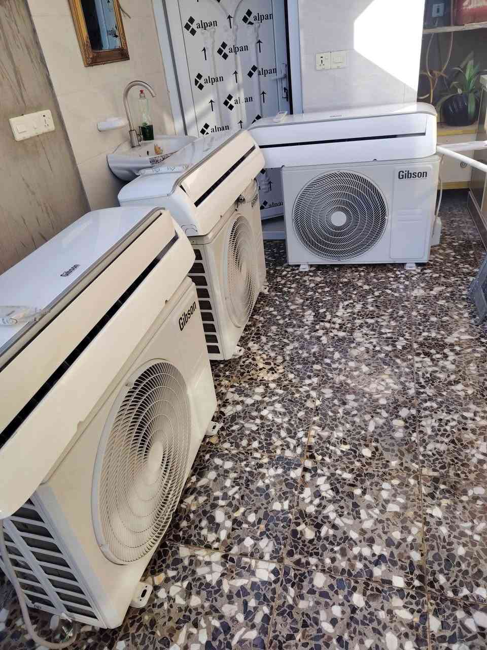 سبالت عدد ٣ تدفئة🥵 تبريد 🥶 جبسون اخو الجديد قرب بوابة الكاضمية ***********
