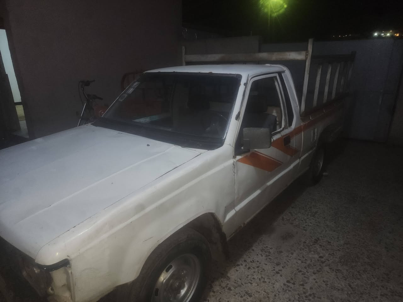 سلام عليكم بيكم لبيع راعيه ماندله مكينه بيه تنقيص العنوان البصره *********** وساب 1500
