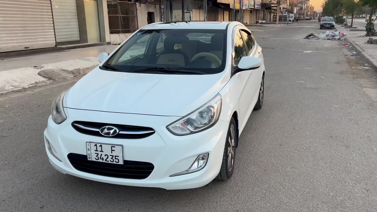 السلام عليكم
اكسنت 2017 خليجي للبيــــع
محرك دوش 1600 دبل قطرة
كير و مكينة وكهربائيات كفالة 
رون صافي موضح بالفيديو 
سنوية بسمـــي  شخصياً تحويل ثاني يوم 
رقم انكليزي جديد  وهزة جديدة شهر الثاني 2026
ماشية 72 حقيقي … السيارة فول
فتحة سقف
5 ويل كب 
4 دسك
شاشة اصلية + كامرة فول ام الحساسات والتشخيص
السيارة جديدة بمعنة الكلمة مناقصهة شي  جاهزة للاخير   مكفولة من الدعامية للدعامية  بيهة صبغ على كد شبر بالجاملغ الخلفي عكس السايق مأشر عليه والباقي كفالة 
السعر 122$ ….وبيهة مجال  مكاني بغداد الكرخ 
البياع قرب شارع 20 
***********   بي وتساب والخاص مفتوح
