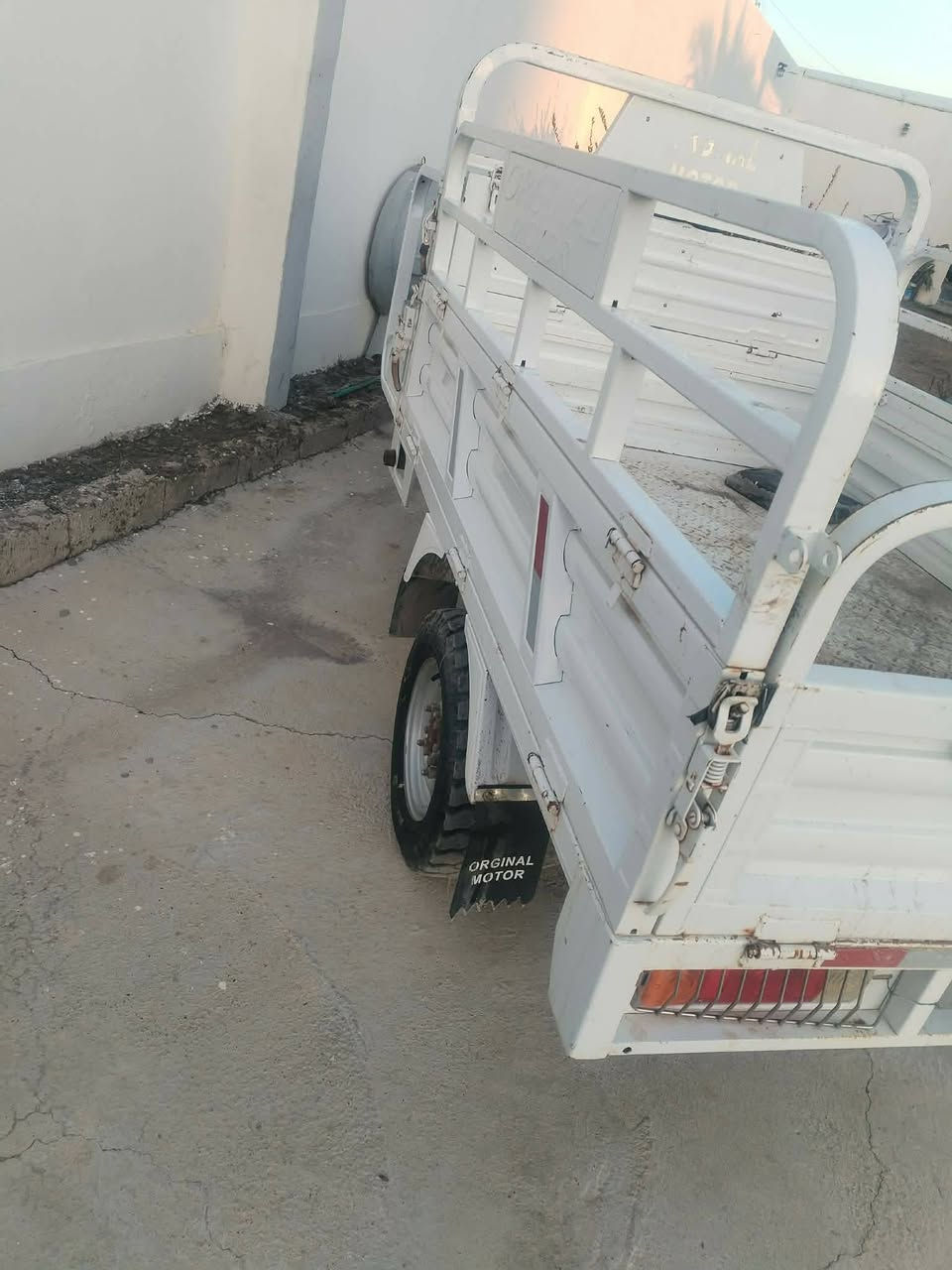 السلام عليكم ستوته للبيع نضيفه محرك مامفتووح وضع شركه للبيع اليريد يتواصل ويا هاذه ارقم +9647769403555
