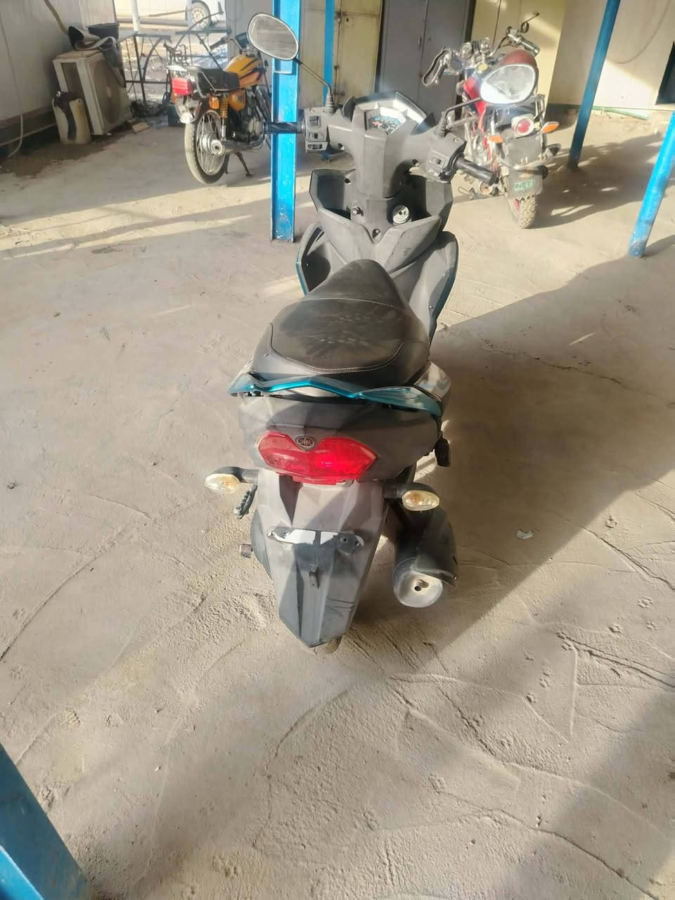 سلام عليكم. اخوان دراجه زت ار للبيع مشروطه من كلشي وبعدها ممفتوحه فول مواصفات الدراجه نوع محسن يعني ياباني درجه اوله العنوان بسماوه. اني مكلف بنشر وهاذ رقم راعيها ***********
السعر مليون و650
