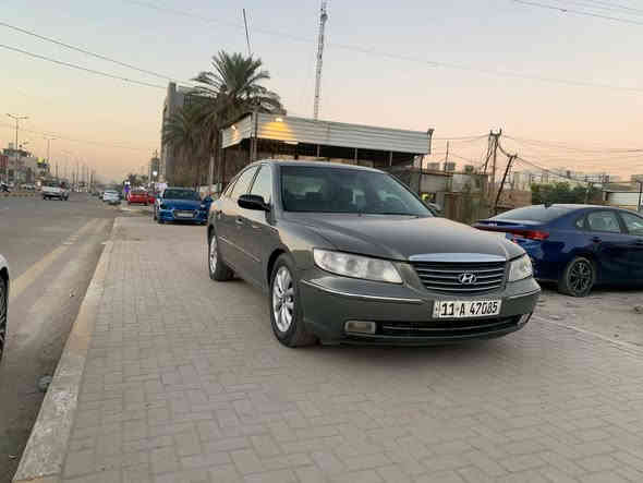 يالله السلام عليكم
البيع او مراوس حسب القناعه
هونداي ازيره ٢٠٠٧ وارد امريكي فول ماعده البصمه 
السياره خير من يم الله جاهزه كير مكينه ٣٣٠٠ حداديه تخم تاير جديد كهربائيات كوله كامله تبريد ثالج صبغ عام الجمليه
السعر ٨٢ وبيها مجال قليل
المكان بغداد حي الجهاد شارع الشارقه
***********
*********** بغداد
