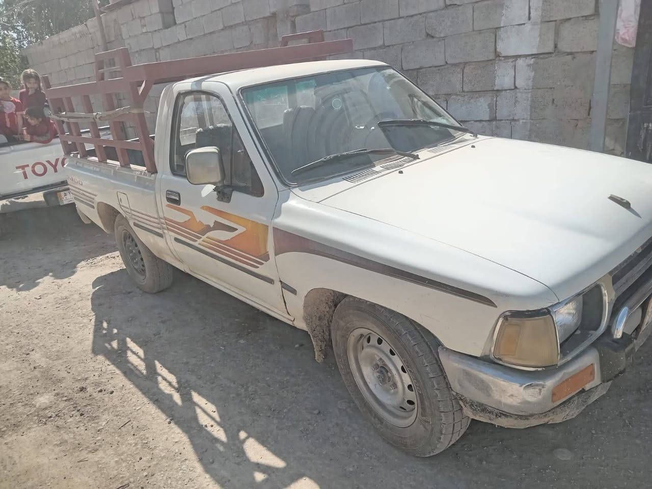 ياالله السلام عليكم شباب سياره بيك اب موديل ٩٢ للبيع ميكانيك شرط رقم انكليزي ديالئ بأسمي السياره حلوه
العنوان ديالئ بعقوبه حي المعلمين ما متواجد بل فيس
رقمي ***********
