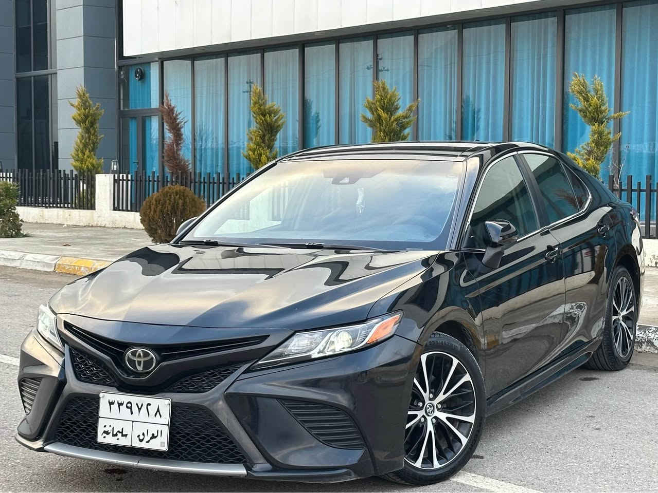 Toyota camry2019📦🤍
***********
***********

سەرەتا بەناوی خوای گەورە

کامری مۆدیل ٢٠١٩ se
یەک پارچە بۆیاخ بێ ناو گرتن 
چوار تایەو ویلی لۆکی بۆ بەستراوە 
سەنەوی بەناوی خۆمانە 
پشت و پێشی  کەپسە 
سەیارەکە هی ماڵێیە ٤سالە لای خۆمانە
گێڕ و مەکینە و کارەبای 
هەموو گیانی بە شەرت

نرخی  ١٦٨ مەجالێکی کەم 

شوێن  حاجیاوا 

***********
*********** رانية, السليمانية
