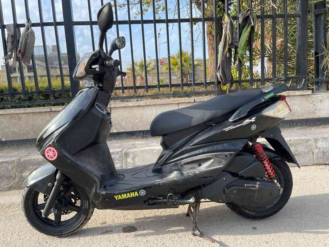 السلام عليكم دراجه سكنس فحل
كامله بدون اي نقص بلاديه 
السعر   500  بيهه مجال بسيط 
العنوان : بغداد مدينه الصدر  
الاورفلي قرب العماره البرتقاليه
للاستفسار  :***********
