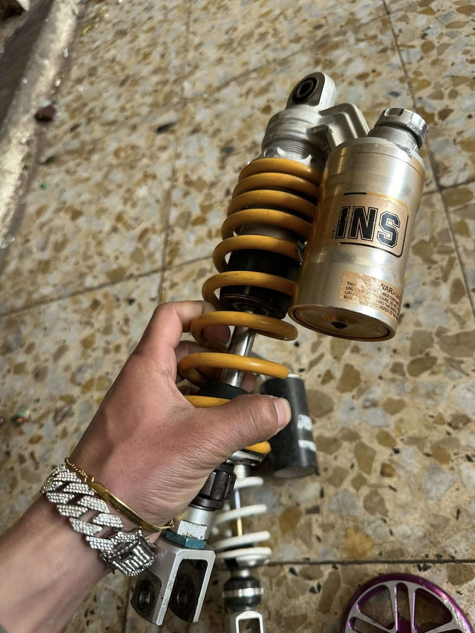 تزيد العنوان تاجيات توصيل موجود


**إذا كنت صاحب هذا الإعلان وتريد حذفه لأي سبب، رجاءا أرسل رسالة إلى الدعم الفني**