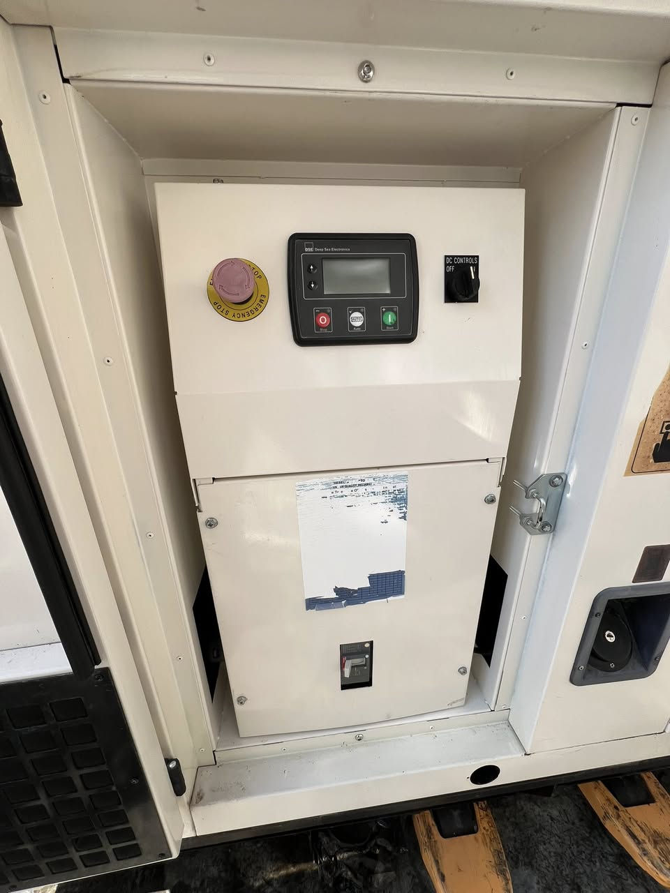 عرض
👈🏼موالد بيركز انكليزي اصلي 88KVA
👈🏼كاتم نسبه 95/100
👈🏼المحرك بيركز انكليزي اصلي 🇬🇧
👈🏼وراس التواليد لوري سومر فرنسي اصلي 🇫🇷
👈🏼ساعات العمل 280 ساعه بخانت الزيرو 
👈🏼 موديل الموالد 2022
👈🏼ضمان الموالد عل حمل  
👈🏼للتواصل واتساب او الاتصال 📞
 📞***********👈🏼
(عباس الوائلي )

تنويه هام ‼️ 

متوفر نضام الاستبدال 🔀 تكدر تبدل موالدتك القديمه موالده جديده ويتم الاتفاق 🤝بعد التقييم 

تتوفر صيانه 👷🏼‍♂️ جميع احجام الموالدات البيركز الانكليزي و/ الكمز / دايو دوزان  بعمل متقن ونوفر لك خدمات عامه واستبدال عام في الموالدات 

معه تحيات (عباس الوائلي )
