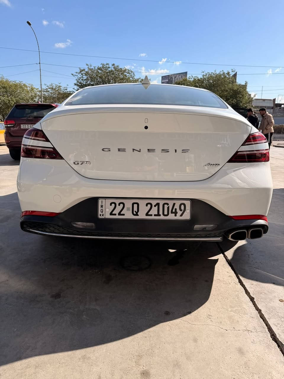 جنيسيس 2023 G70  سبورت ماشية 27,000 الف دخول جديد رقم ارييل جديد بيه صبغ جاملغ امامي وبابين ايسر بدون داخل بجم كبس سعرها 
22,500$
***********
