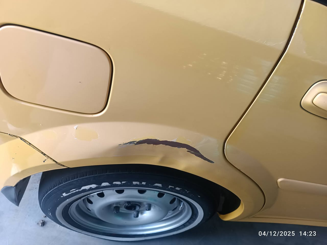 السلام عليكم شوفرليت ابترا موديل ٢٠١١ رقم بغداد مشروع وطني ال 28 بسمي شرط تحويل  فول اوتماتيك صدر امامي خلفي جديد تبريد ثلج تخم تايرات جددسياره بدون معجون بدون قطره دواخل السياره جازه شاشه ايبات كأمره سستم سماعت تحكم استيرن أربع جوم كهرباني مرايات كهربائيه 
  البيع فقط السعر 66 ملاحظه سياره مثل ما وضح بل صور
العنوان كركوك 
رقم الهاتف ***********
