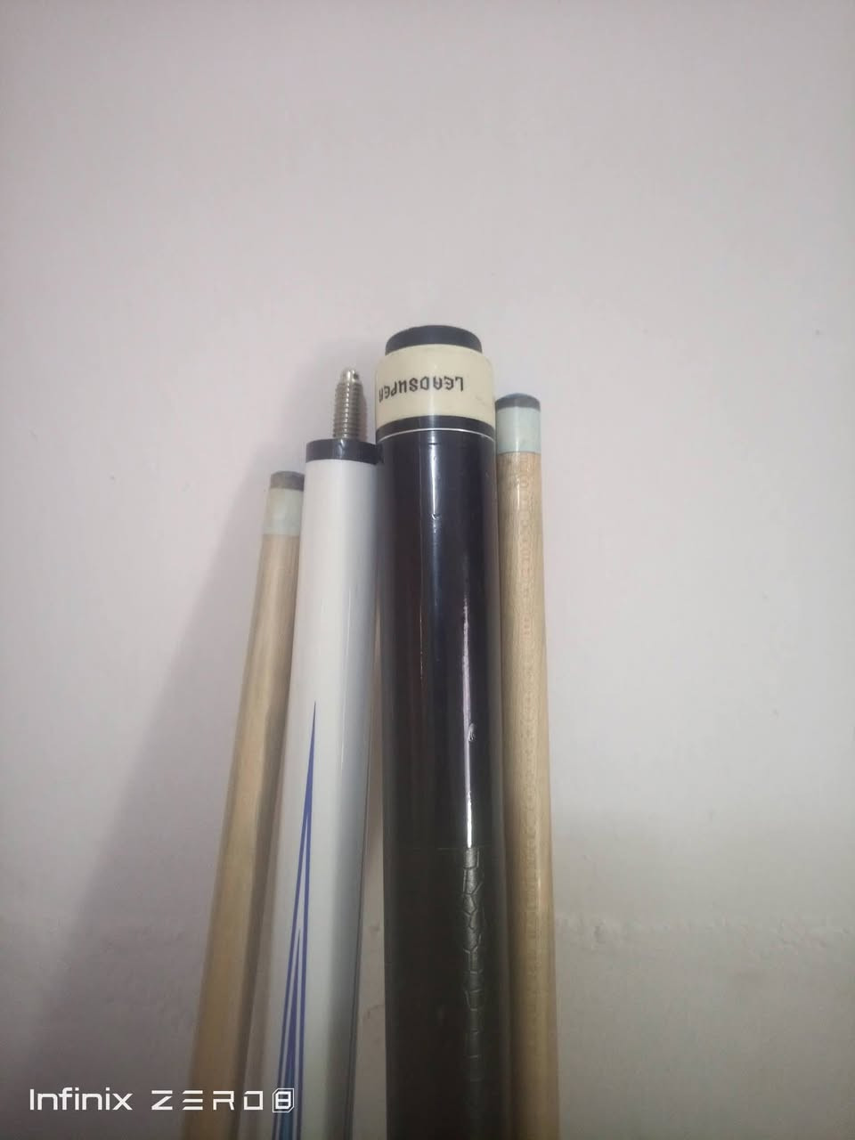 سلام عليكم
مكلفه بنشر... القائم
كيوب بليارد نظافه 90% 
الاسود سعر 25 قفل
الابيض 20 قفل


**إذا كنت صاحب هذا الإعلان وتريد حذفه لأي سبب، رجاءا أرسل رسالة إلى الدعم الفني**