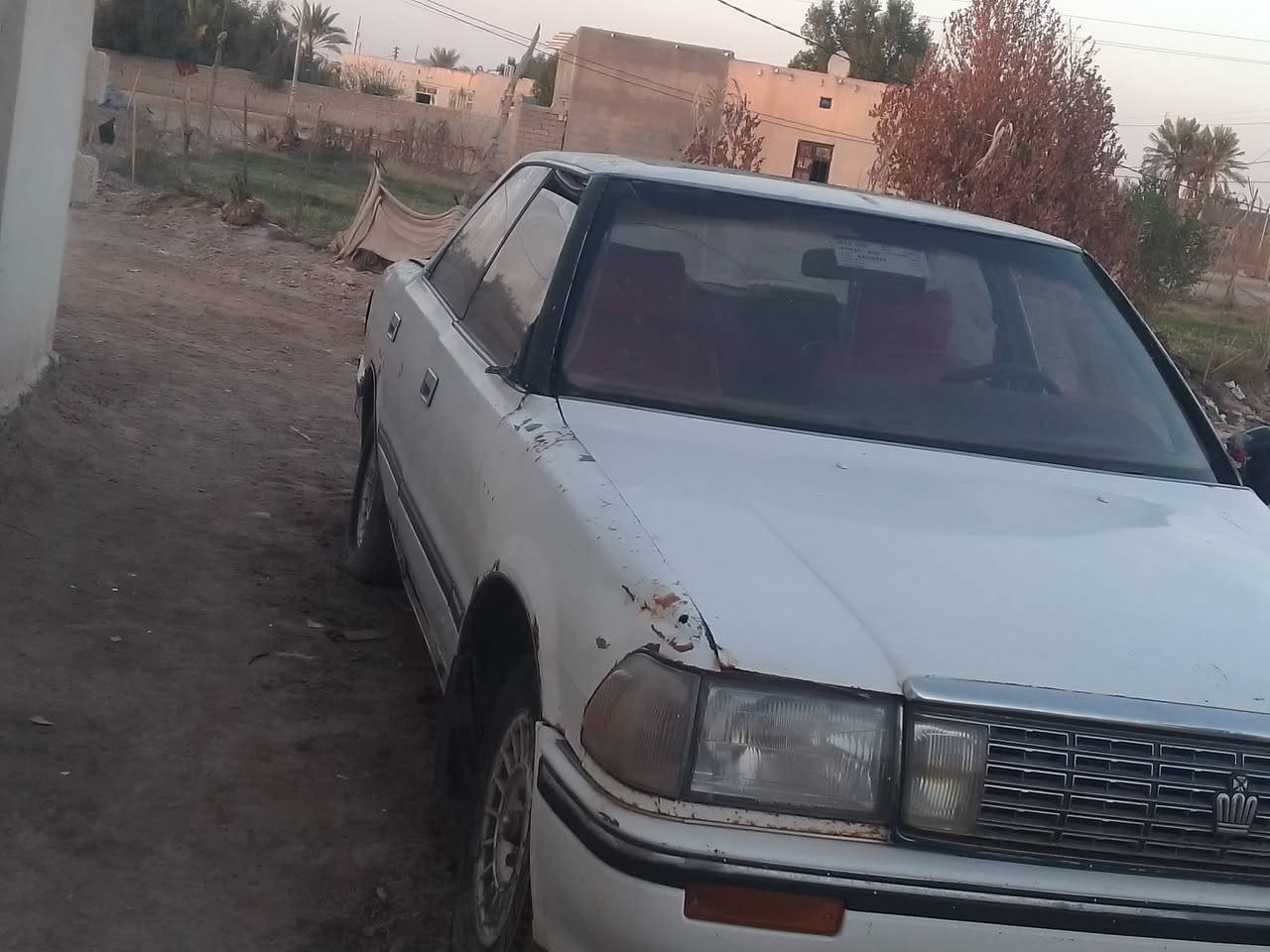 السلام عليكم
سياره سيدان موديل 91 ناصريه الغراف 
السعر 19ورقه وبيها مجال 
الرقم ***********
