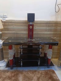 ميز بلازما • نظيف • قضاء الطارمية