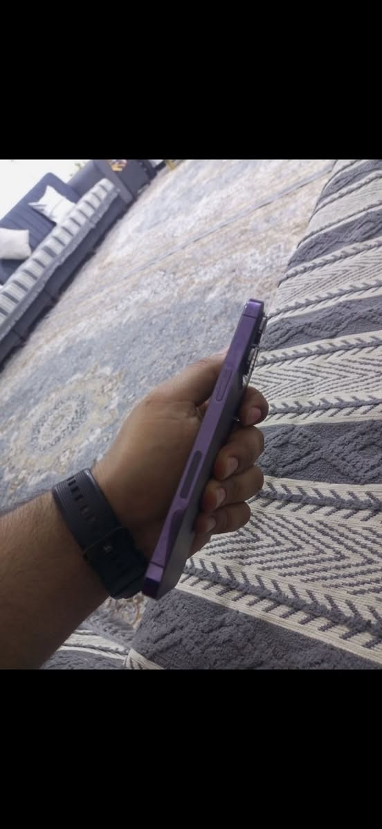 سلام عليكم ايفون 14 برو ماكس ذاكرة 1 تيرا بطارية 88 شريحة الكترونية مبدل شاشة اصلية موجودة علامة الصح رايده ب750 او مراوس وية اس 24 الترا مكاني تنومة صالحية 
رقمي
***********
