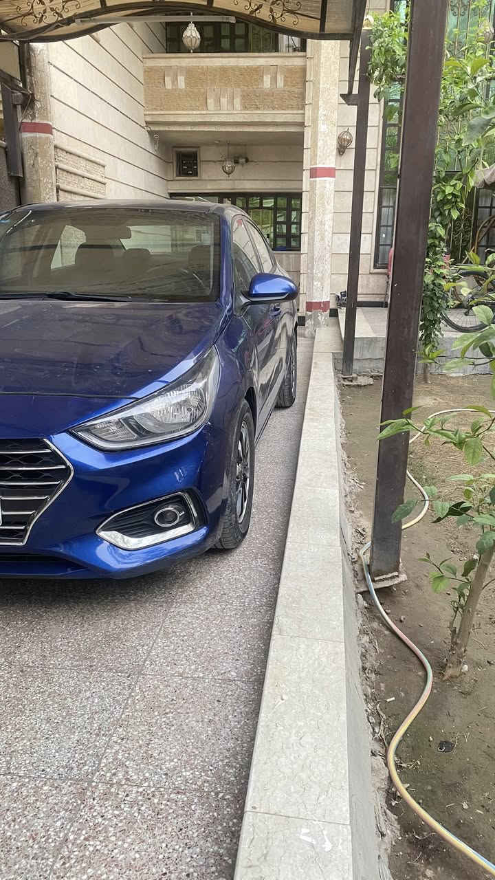 اكسنت ٢١ للبيع
محرك ١٦٠٠  مبدل بي كاز كيت 8 نوزلات 
كير et المرغوب 
صدر جديد 
تخم تاير جديد 
تبريد جديد 
لايت زنون 
صور الحادث بل منشور 

السياره بدون دواخل لا شاصي ولا لغد 
بدون تبديل اي قطعه بيها صبغ جاملغ امامي وبنيد 
وبيها بل عراق طخه بل جاملغ الخلفي الأيسر بارد ونصبغ نص الباب والجاملغ   السياره هزه جديده رقم جديد سنويه ٢٨ 
مكانها بغداد الدوره 
رقمي بي واتساب ليحب يتصل لمعرفة السعر 
***********
