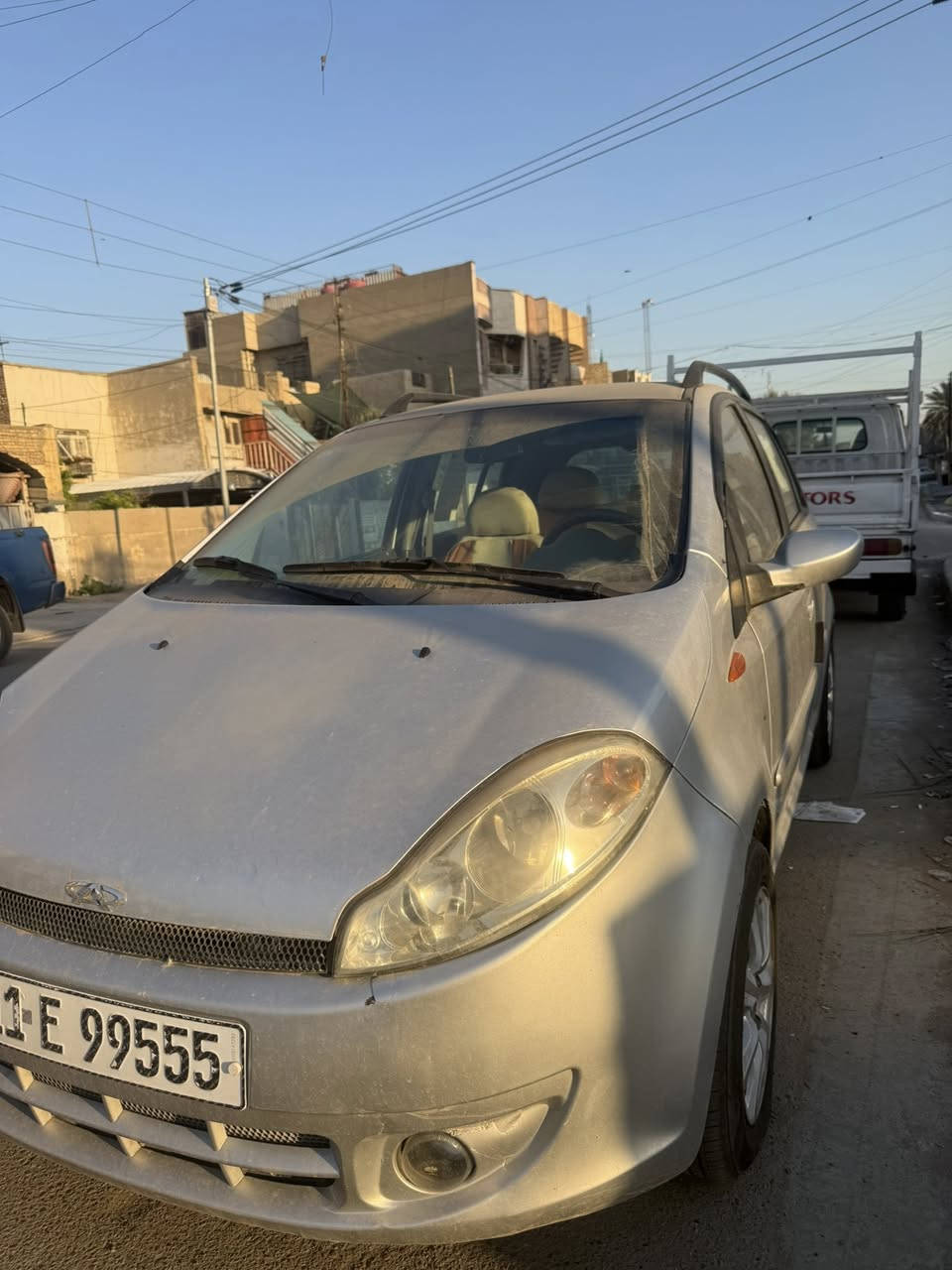 موديل 2013سيارة حلوة وبدون نقص
ولا ضربه ولا اي ضرر
وسعرها 42
هيه ولرقم مالها 
***********
